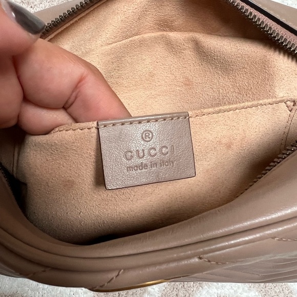 GUCCI MARMONT crossbody in size small - color: dusty pink - Picture 6 of 11